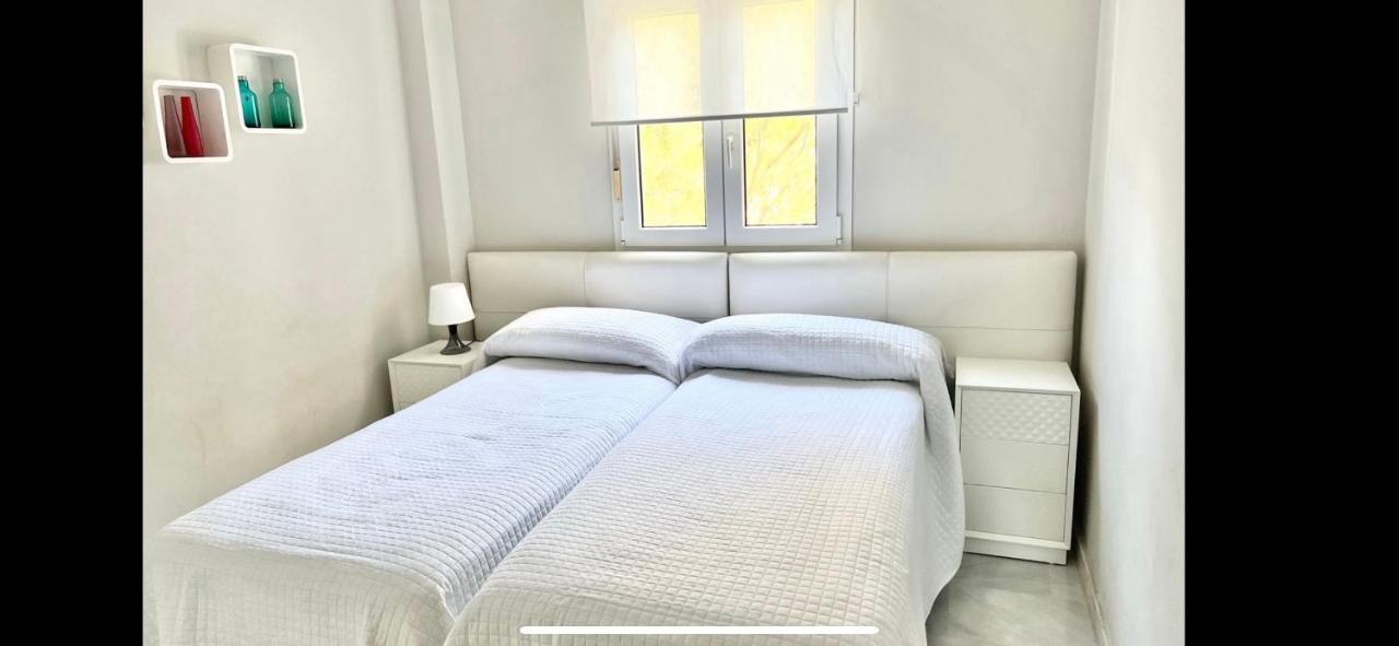 Apartment Mi Capricho Beachfront- 9e With Sea Views - Costa Del Sol *